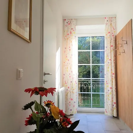 Villa Lilly - Luxus Appartements Im Villenviertel Bad Ischl Exterior photo